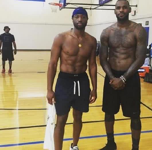 随着仪式的 随着仪式的