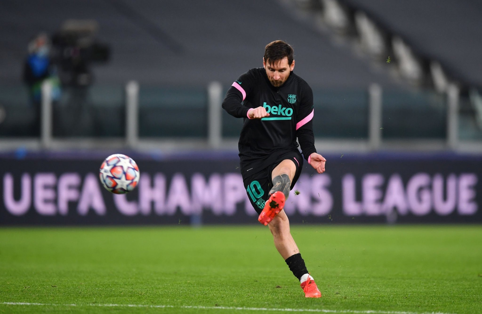 尽管姆巴佩 尽管姆巴佩