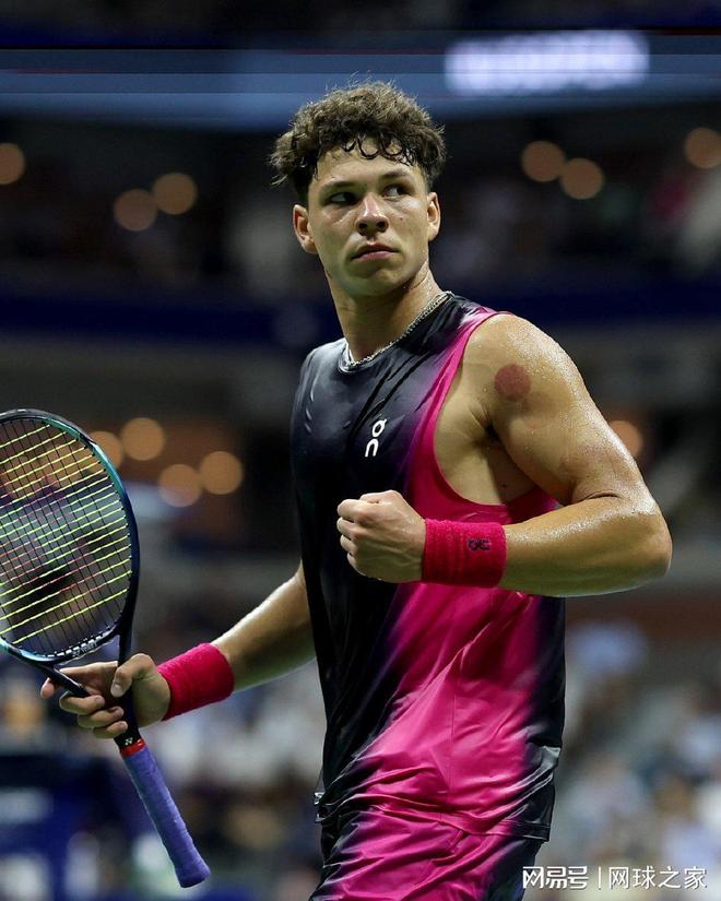 而次回合国 而次回合国