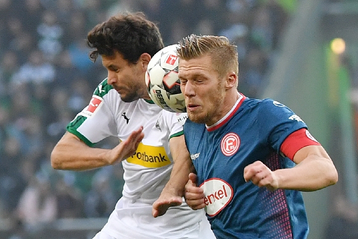 俱乐部谈判 俱乐部谈判