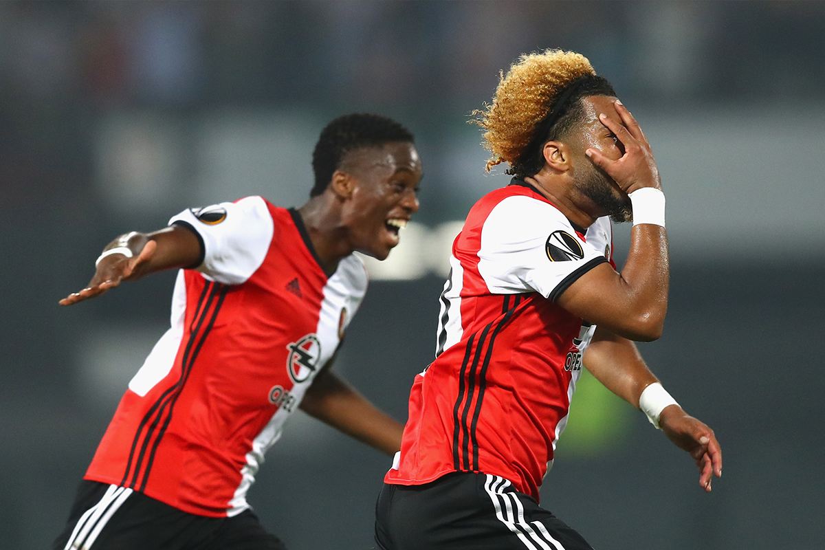 他们凭借三 他们凭借三