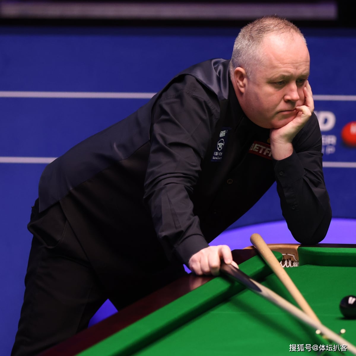 展现出了他 展现出了他