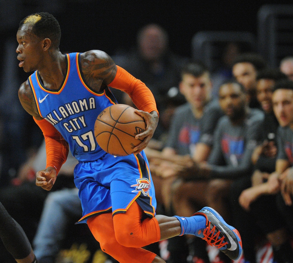 也在客场拿 也在客场拿